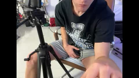 Snapshot of unverifiedbwc chatting on 02-27-25, 01:17 Stepbro online show from 02-27-25, 01:17