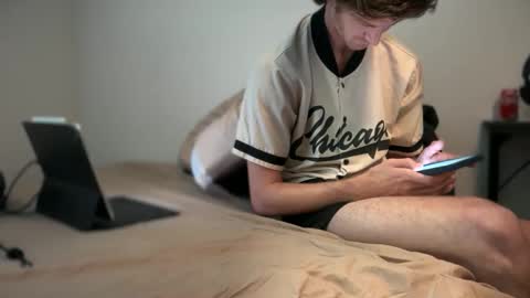 Snapshot of unverifiedbwc chatting on 09-16-25, 05:36 Stepbro online show from 09-16-25, 05:36