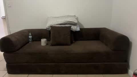 Snapshot of unverifiedbwc chatting on 05-01-26, 12:21 Stepbro online show from 05-01-26, 12:21