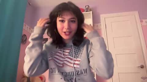 Snapshot of upaydahlia chatting on 10-01-25, 06:19 findom goddess dahlia  online show from 10-01-25, 06:19