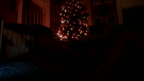 Snapshot of upforanything27 chatting on 12-24-24, 05:16 upforanything27 online show from 12-24-24, 05:16