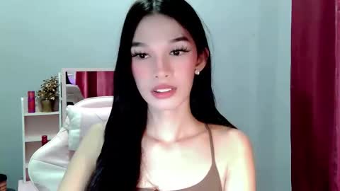 ur_asianbabexxx online show from 03-28-26, 11:43