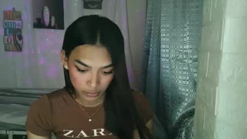 ur_dazzlingmorenaxx online show from 12-03-25, 02:30