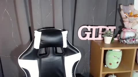 ur_goddess_marimar online show from 03-04-25, 02:21