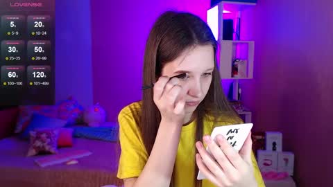 Snapshot of ur_kitty__ chatting on 12-16-24, 01:43 Lera online show from 12-16-24, 01:43