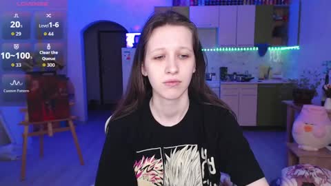 Snapshot of ur_kitty__ chatting on 03-29-26, 01:00 Lera online show from 03-29-26, 01:00