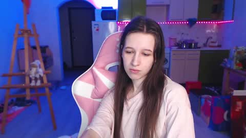 Snapshot of ur_kitty__ chatting on 06-03-26, 02:33 Lera online show from 06-03-26, 02:33