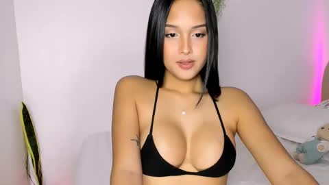 Veronica Lodge online show from 03-05-26, 04:47