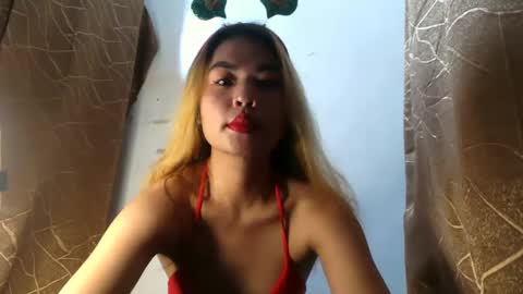 Snapshot of ur_perfectgirlmsa chatting on 12-25-24, 05:47 Ms. A lets go pass or pvt show online show from 12-25-24, 05:47