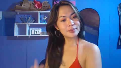 Snapshot of ur_perfectgirlmsa chatting on 10-14-25, 12:00 Ms. A lets go pass or pvt show online show from 10-14-25, 12:00