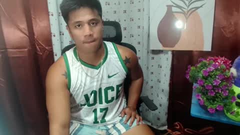 Snapshot of ur_pinoydave chatting on 12-10-24, 07:16 Dave online show from 12-10-24, 07:16