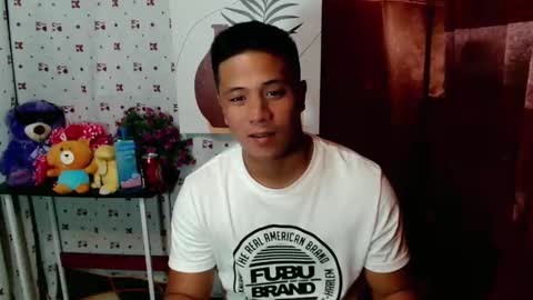 Snapshot of ur_pinoydave chatting on 01-21-25, 06:33 Dave online show from 01-21-25, 06:33