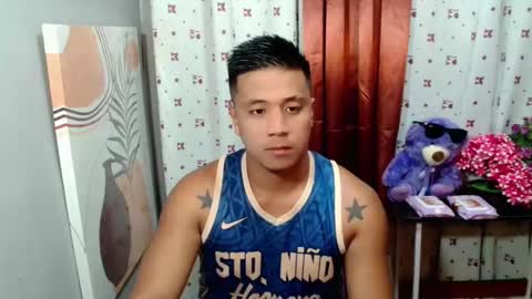 Snapshot of ur_pinoydave chatting on 01-31-25, 04:27 Dave online show from 01-31-25, 04:27