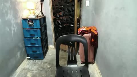 Maurice online show from 04-21-26, 02:51