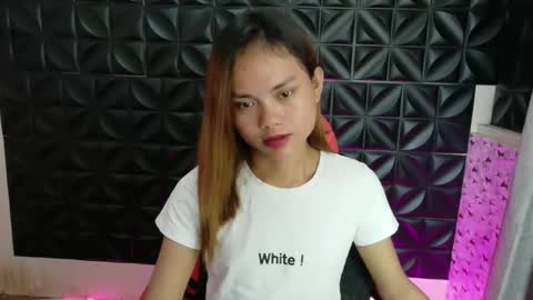 urasian_crisa online show from 04-17-26, 01:52