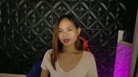 urasian_crisa online show from 04-23-26, 12:29