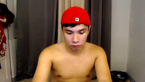 Snapshot of urasian_hardcockxx chatting on 12-02-24, 10:28 milly online show from 12-02-24, 10:28