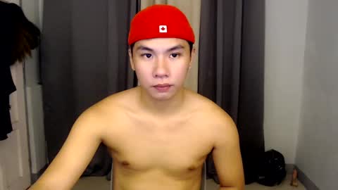 Snapshot of urasian_hardcockxx chatting on 12-04-24, 09:40 milly online show from 12-04-24, 09:40