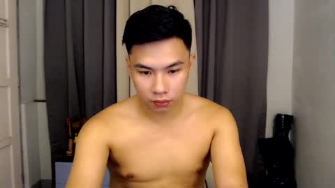 Snapshot of urasian_hardcockxx chatting on 02-12-25, 08:49 milly online show from 02-12-25, 08:49