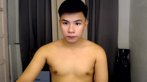 Snapshot of urasian_hardcockxx chatting on 02-18-25, 07:43 milly online show from 02-18-25, 07:43