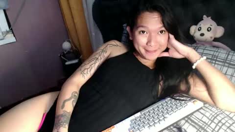 NEWRA  ALLISON online show from 02-28-26, 09:38