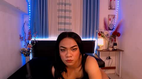 Snapshot of urasian_olivia1 chatting on 01-13-25, 06:05 Olivia online show from 01-13-25, 06:05
