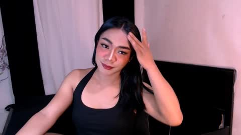 Snapshot of urasian_olivia1 chatting on 03-05-25, 12:05 Olivia online show from 03-05-25, 12:05