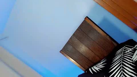 Snapshot of urasian_pampelatch chatting on 11-16-25, 02:28 MarieMars online show from 11-16-25, 02:28