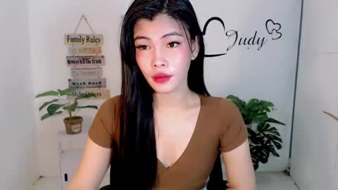 Snapshot of urasianpinayjudyxxx chatting on 02-05-25, 03:23 urasianpinayjudyxxx online show from 02-05-25, 03:23