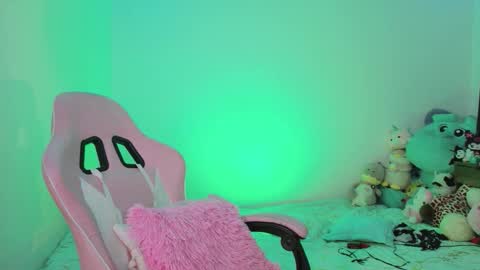 Danielle  online show from 03-31-26, 10:04