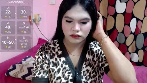 Sofia online show from 10-14-25, 02:18