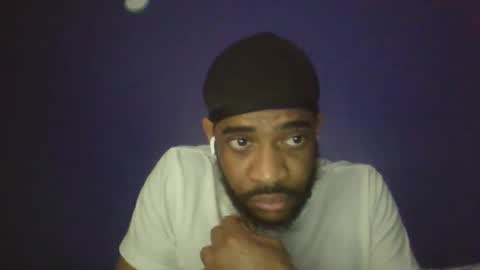 Snapshot of urbanswine chatting on 01-11-26, 02:38 Carmine X online show from 01-11-26, 02:38