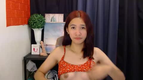 Snapshot of urblossom_princess chatting on 04-06-26, 01:14 urblossom_princess online show from 04-06-26, 01:14