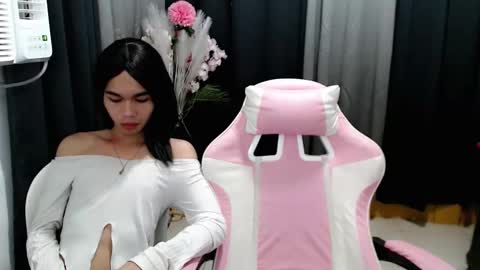 Snapshot of urcumcandymuse_ chatting on 05-01-26, 08:41 CALL ME TINE online show from 05-01-26, 08:41