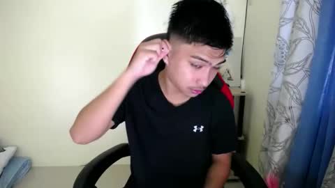 Dannie online show from 11-24-25, 06:02