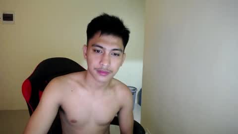 Snapshot of urcuteguy_jhonx chatting on 04-30-26, 09:30 Dannie online show from 04-30-26, 09:30