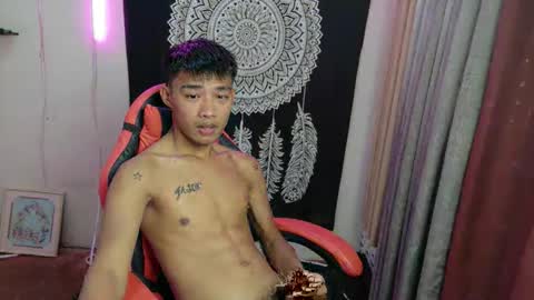 Snapshot of urcutejason chatting on 03-29-26, 08:03 jason online show from 03-29-26, 08:03