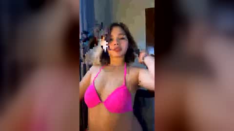 Snapshot of urcutiepiegirl chatting on 07-14-26, 05:34 urcutiepiegirl online show from 07-14-26, 05:34
