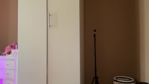 Snapshot of urdevilbaby chatting on 02-27-25, 08:50 Margo online show from 02-27-25, 08:50