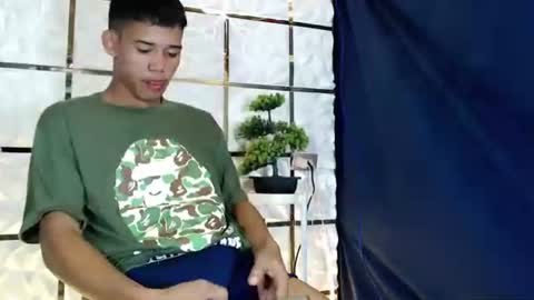 urdreamboy_clarin online show from 12-21-25, 10:17