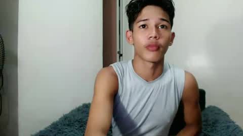 urdreamboy_clarin online show from 06-12-26, 03:16