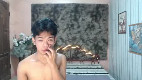 urdreamboy_doms online show from 08-04-26, 02:48