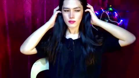 Snapshot of urdreamfilipina chatting on 12-15-25, 04:28 urdreamfilipina online show from 12-15-25, 04:28