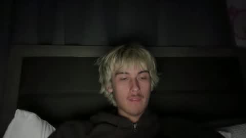 urfavcock6918 online show from 04-16-26, 07:31