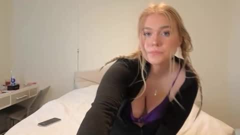 Maryia Kay online show from 02-11-25, 12:49