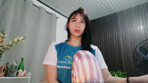 Snapshot of urfave_bbgirl chatting on 03-16-26, 06:34 urfave_bbgirl online show from 03-16-26, 06:34