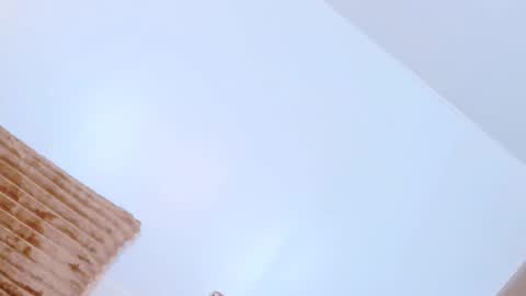 Vivi online show from 11-30-25, 11:58