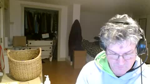 Snapshot of urfavteach50 chatting on 12-04-24, 10:30 Gregor online show from 12-04-24, 10:30