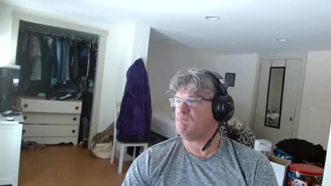 Snapshot of urfavteach50 chatting on 03-03-25, 05:29 Gregor online show from 03-03-25, 05:29