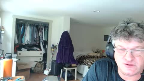 Snapshot of urfavteach50 chatting on 09-09-25, 04:39 Gregor online show from 09-09-25, 04:39